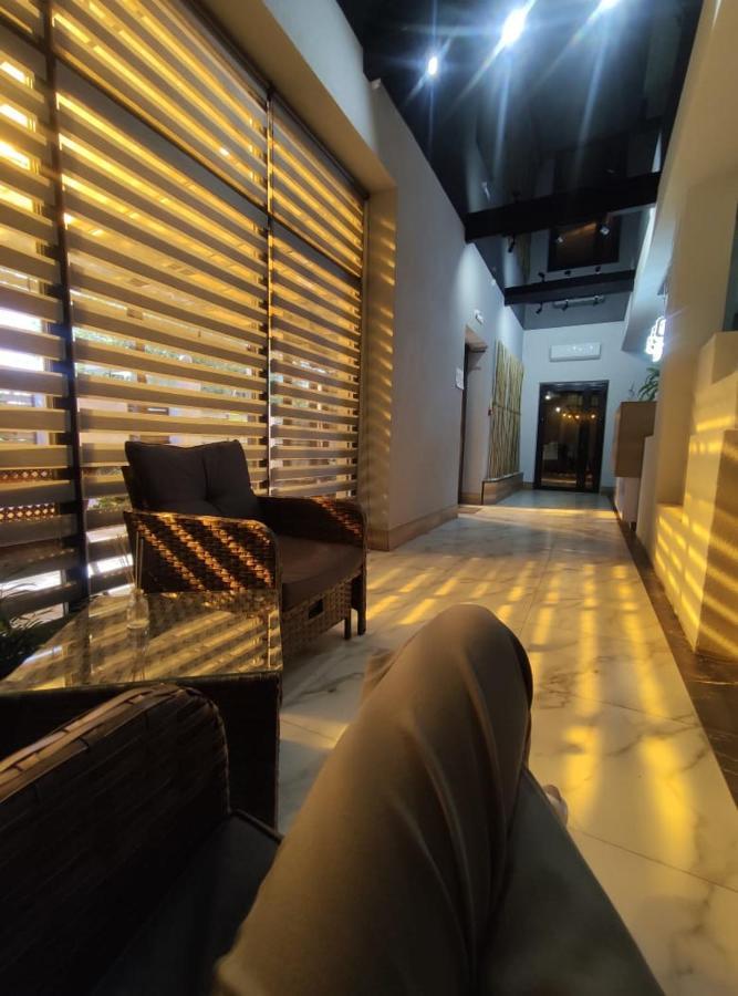 Zest Hotel & Spa Oral Exterior foto